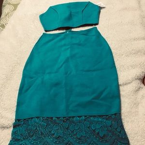 *New* Attached 2’piece Medi Lace Detailed Dress